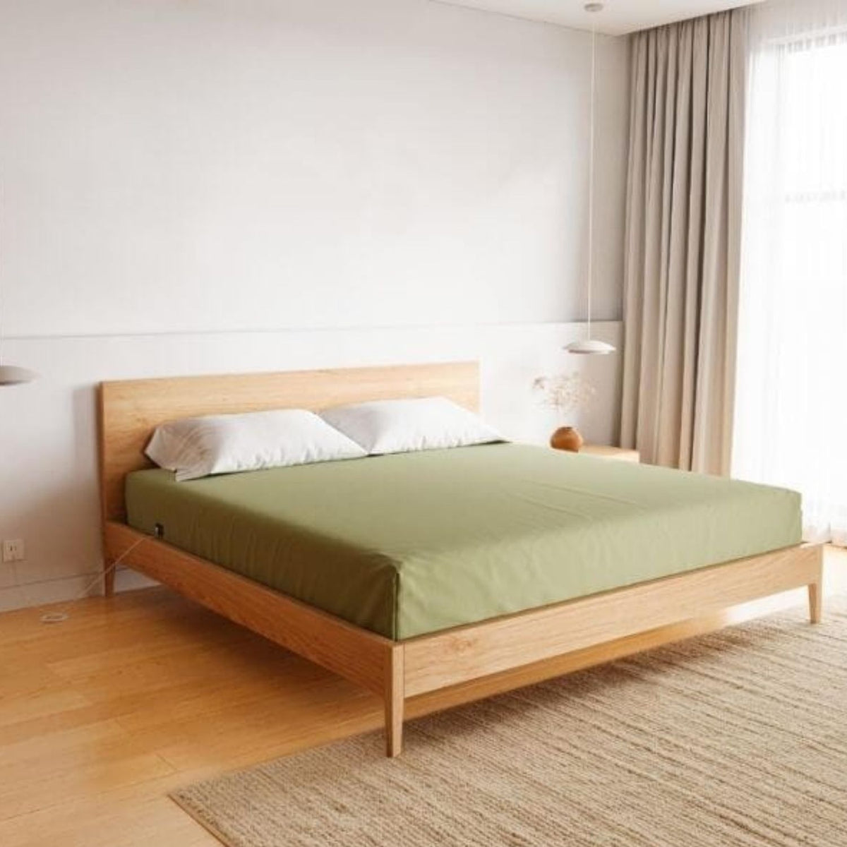 Grounded Energy Fitted Sheet